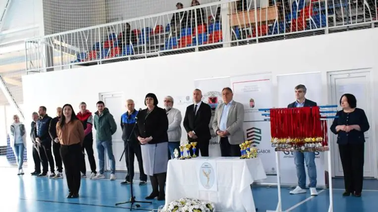 A XII. Buzánszky Jenő Labdarúgó Kupán - Örömfoci 29 csapat részvételével