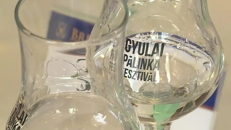 Elindult a nevezés a Brillante - 2024 nemzetközi pálinka- és párlatversenyre, amely évek óta a Gyulai Pálinkafesztivál kísérőrendezvénye.