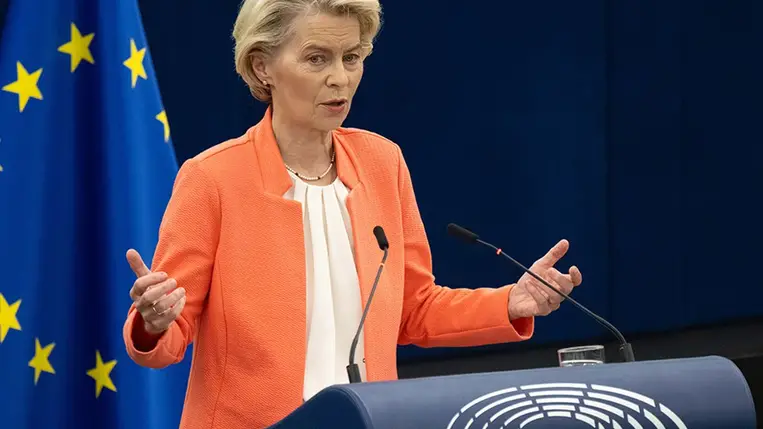 Ukrajna 50 milliárd eurós támogatása erős üzenetet küld Vlagyimir Putyin orosz elnöknek – jelentette ki Ursula von der Leyen, az Európai Bizottság elnöke