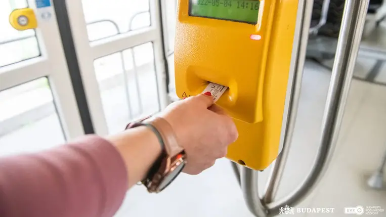 A BKK meghosszabbítja az ukrajnai menekültek ingyenes utazási lehetőségét