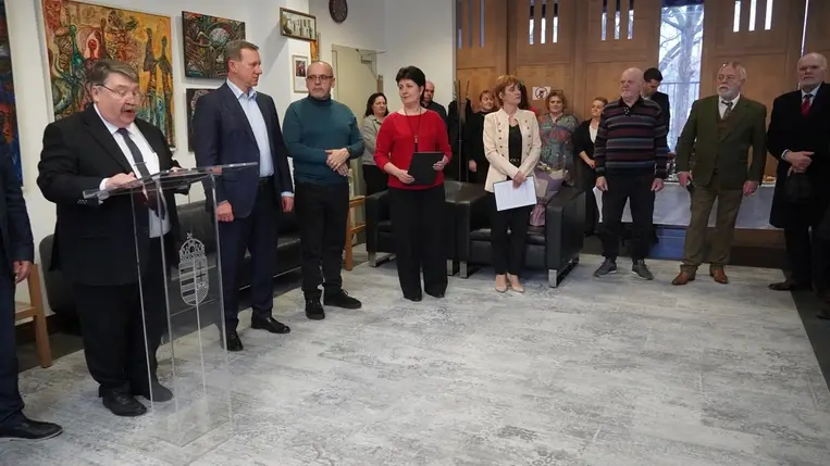 Bokotej-kiállítás Magyarország Ungvári Főkonzulátusán - „Az élet szép, az élethez ragaszkodni kell”