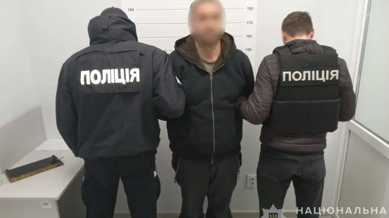 Azt ígérte, hogy 10 ezer dollárért kiszabadítja a fogságba esett férjet. Fotó: Nemzeti Rendőrség