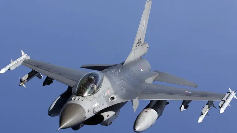 Hollandia további hat F-16-os vadászgépet küld Ukrajnának