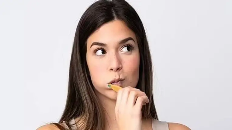 Kiderült, az emberek többsége egész életében rosszul mos fogat 