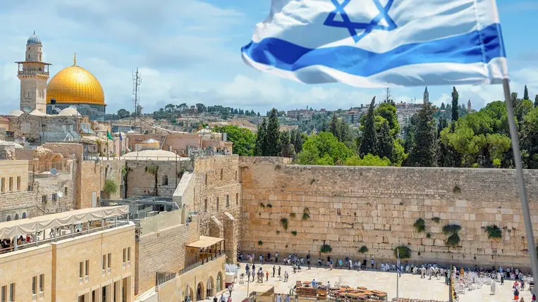 Izrael korlátozni tervezi a muzulmánok számát ramadánkor az al-Aksza mecsetnél