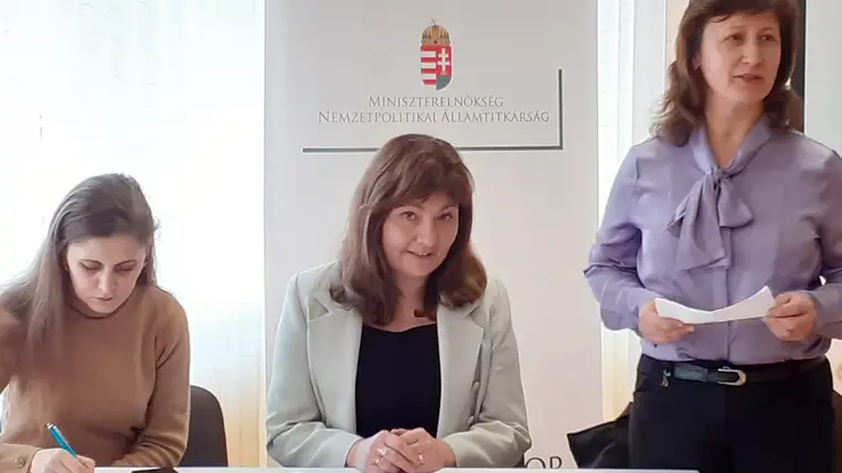 Tisztújítás a Kárpátaljai Magyar Könyvtárosok Egyesületénél - Ismét Varga Évának szavaztak bizalmat. Fotó: Szemere Judit