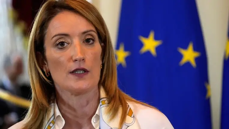 Az Európai Unió országainak továbbra is minden segítséget meg kell adniuk az orosz invázió ellen védekező Ukrajnának – jelentette ki Roberta Metsola, az Európai Parlament elnöke