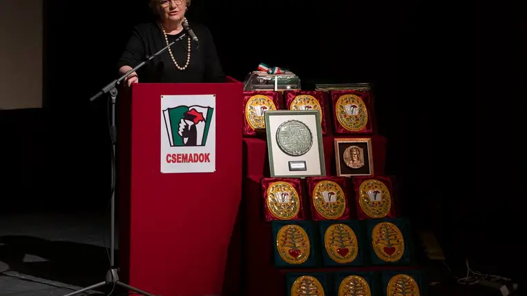 Szili Katalin miniszterelnöki főtanácsadó beszédet mond a magyar kultúra napja alkalmából rendezett ünnepségen Galántán 2024. január 21-én. MTI/Bodnár Boglárka