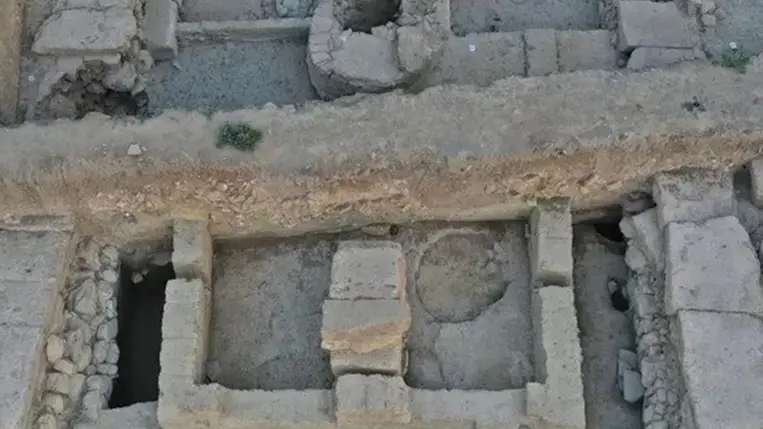 Egy 2.700 éves templomot tártak fel görög szigeten 