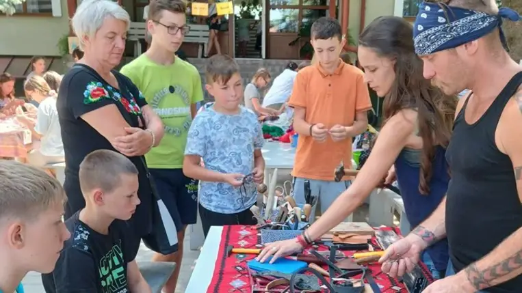 IV. Népi és Hagyományőrző Napok Mezőváriban - Perdült a szoknya, zengett az ének. Fotó: Kárpátinfo/Kovács Erzsébet