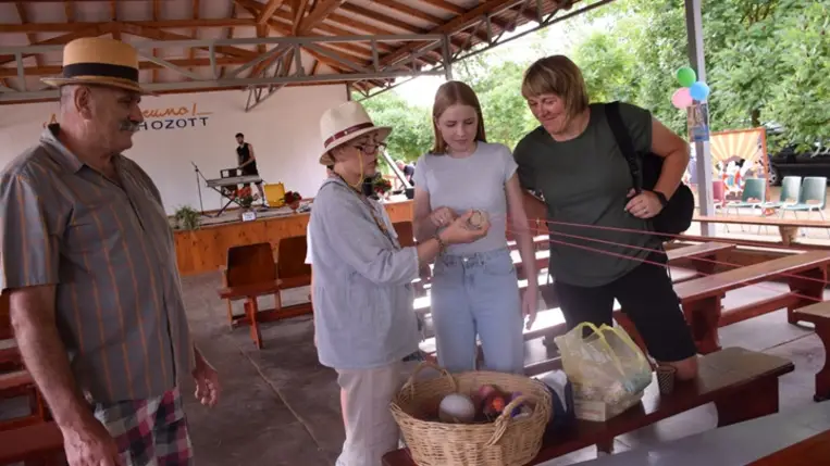 Családi nap és Pintér Béla-koncert Tiszapéterfalván - Hit és bizalom.   Fotó: Kárpátinfo/Kovács Erzsébet