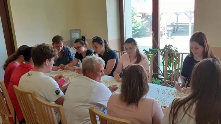 Karitász-nap Beregszászon - Türelmes kereszthordozás, szeretet