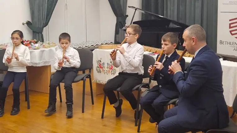 Karácsonyi koncertek a Tulipán Tanoda – Magyar Népművészeti Iskolában