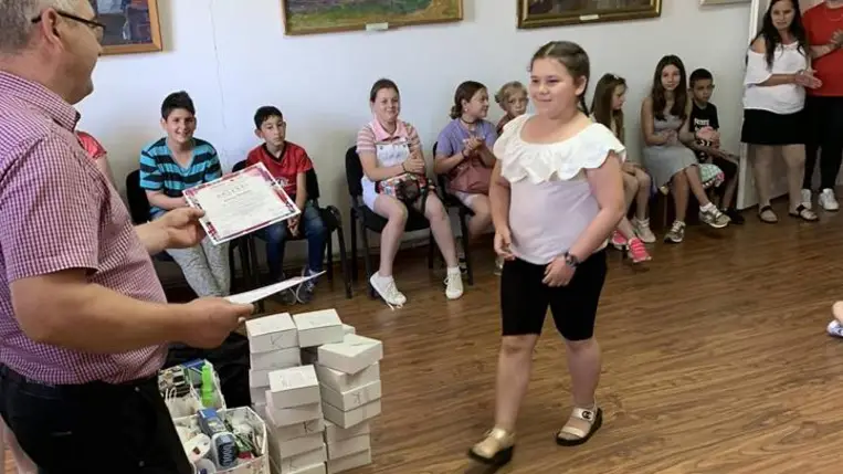 Pünkösdi rajzpályázat eredményhirdetése a Péterfalvai Képtárban