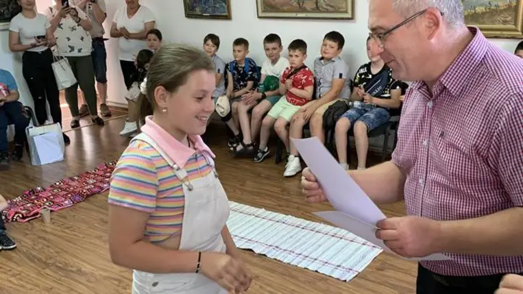 Pünkösdi rajzpályázat eredményhirdetése a Péterfalvai Képtárban