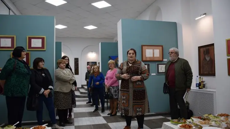 Koszorúzás a beregszászi sírkertben: Benkő György emlékezete - Festmények, grafikák, karikatúrák. Fotó: Kárpátinfó/ Kovács Elemér