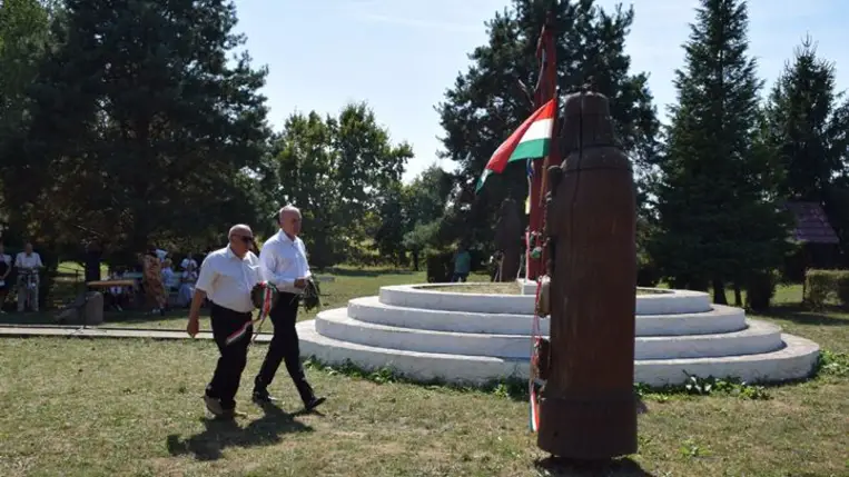 Megemlékezés Tiszacsomán Államalapító királyunk ünnepén