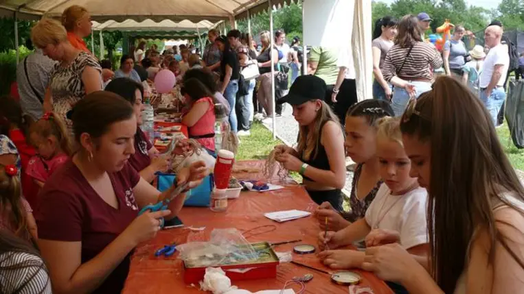 Gyermeknap a kárpátaljai nagycsaládosoknál - Vidám, tartalmas együttlét. Fotó: Kárpátinfo/Kovács Elemér