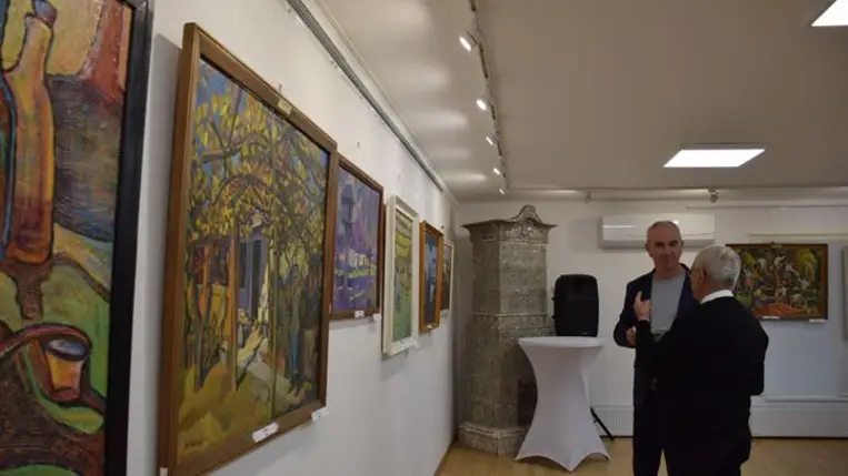 Képzőművészeti kiállítás Magyarország Beregszászi Konzulátusán - Bemutatja gyűjteményét a Péterfalvi Képtár. Fotó: Kárpátinfó/ Kovács Elemér