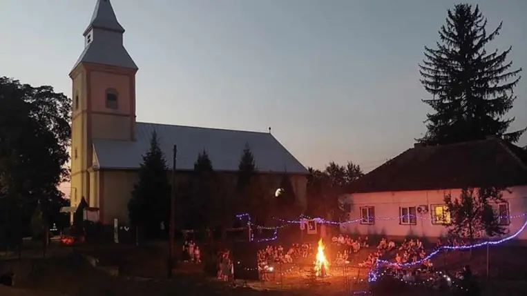 A KRISZ nyárzáró alkalma Guton - Hit és cselekedet. Fotó : Kárpátinfó/ Kovács Erzsébet