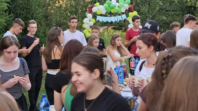 A KRISZ nyárzáró alkalma Guton - Hit és cselekedet. Fotó : Kárpátinfó/ Kovács Erzsébet