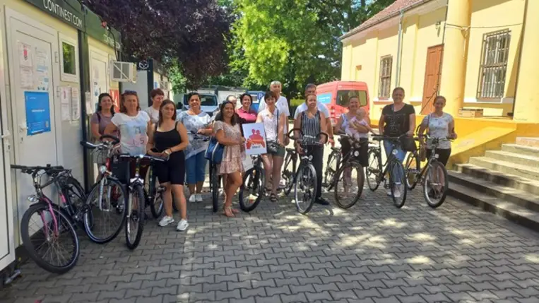 Több mint száz bicikli a KMNE tagcsaládjai számára - Két keréken boldogan. Fotó: Kárpátinfo/Kósa Eszter
