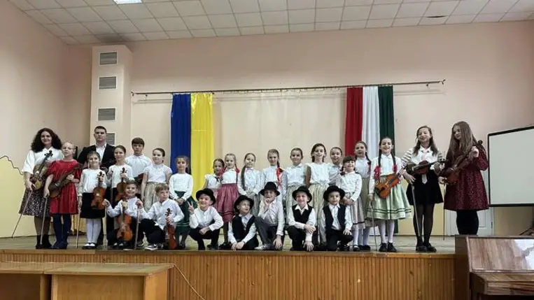 Karácsonyi koncertek a Tulipán Tanoda – Magyar Népművészeti Iskolában