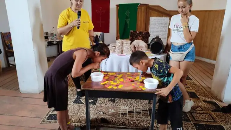 Gyermeknapok a beregszászi református roma gyülekezetben - „Én vagyok az élet kenyere…”