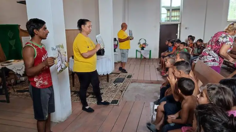 Gyermeknapok a beregszászi református roma gyülekezetben - „Én vagyok az élet kenyere…”