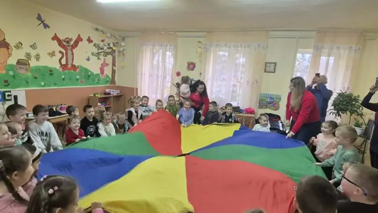 Szent Miklós hetével ünnepelte 30. születésnapját a Beregszászi Járási Máltai Szeretetszolgálat - Mosolyt és ünnepet vittek gyerekekhez, idősekhez