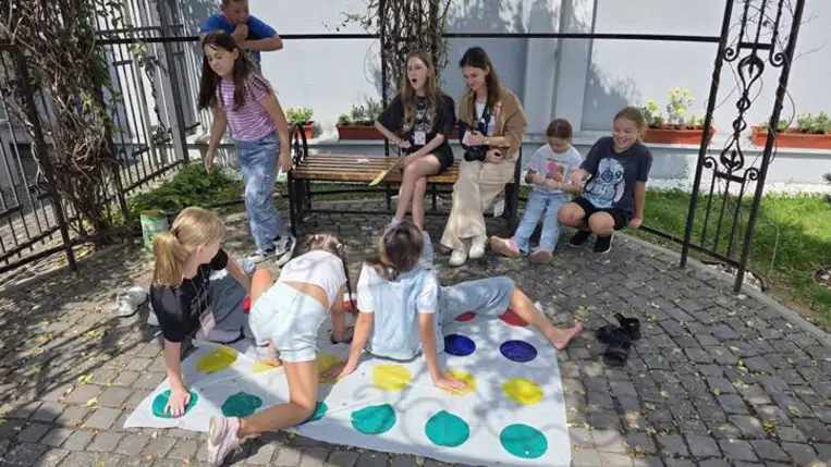 Középpontban a magyar nyelv és a magyar kultúra  - Identitáserősítés közösségépítéssel