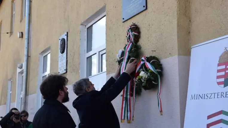 Október 9. – Beregszász gyásznapja. A ’44-es bombázás áldozataira emlékeztek. Fotó: Kárpátinfó/ Kovács Erzsébet