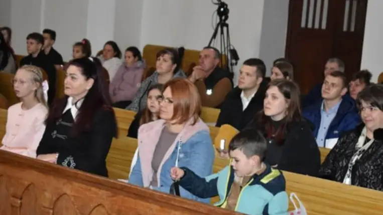 Hit, család, nemzet  - Díjátadóval zárult a KMNE ’56-os pályázata és ösztöndíjprogramja