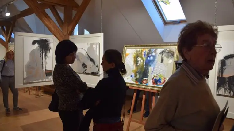 A Nova Forma egyesület tagjainak kiállításán a Munkácsy Mihály Magyar Házban - Négy karakter, négy világlátás, négy stílus. Fotó: Kárpátinfó/ Kovács Elemér