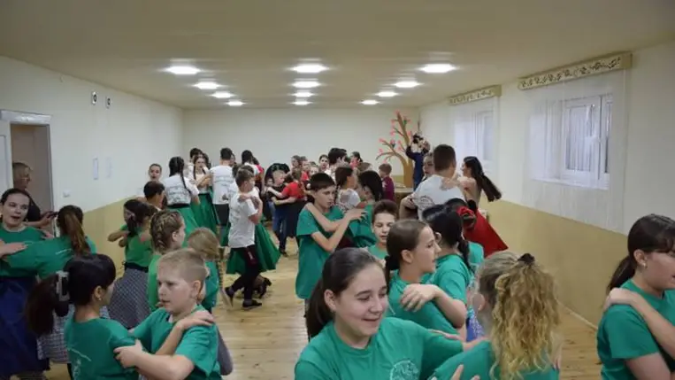 A táncház napja Mezőváriban - Tánctanulás, kézműveskedés, népzenei koncert. Fotó: Kárpátinfó/ Kovács Erzsébet