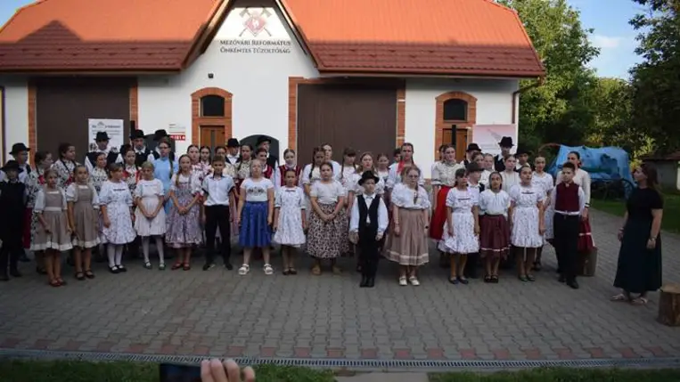 Hagyományőrző napok Mezőváriban, ötödször - Barátságszövés a tánc, a zene erejével