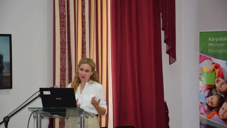 A nők lelki problémái a háborús hétköznapokban - Sikeres megküzdési stratégiák