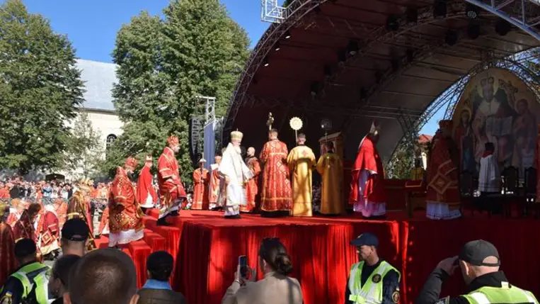 Bilkén boldoggá avatták Orosz Péter görögkatolikus atyát - A mártírok vére magvetés. Fotó: Kárpátinfó/ Kovács Elemér