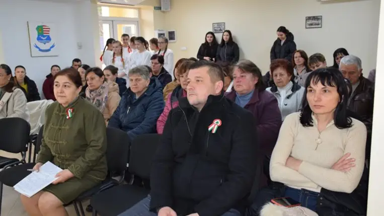 Közgyűléssel egybekötött megemlékezés Haláboron - Továbbra is legyen képviselete a kárpátaljai magyarságnak. Fotó: Kárpátinfó/ Kovács Elemér