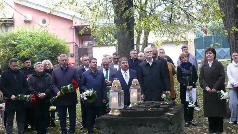 Ötvenhatos megemlékezés Ungváron - Hősies, dicsőséges napok. Fotó: Kárpátinfó/ Kovács Elemér