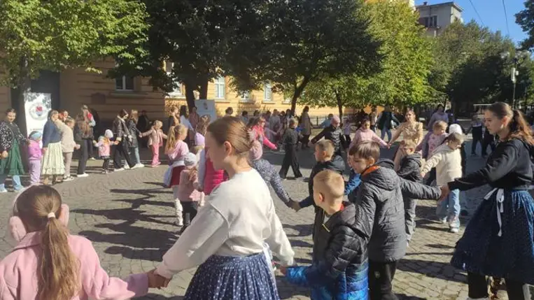 Villámcsődület Beregszász központjában - A magyar népi játék napja