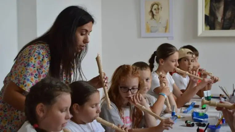 Középpontban a magyar nyelv és a magyar kultúra  - Identitáserősítés közösségépítéssel