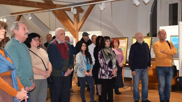 Tárlatmegnyitó a Munkácsy Mihály Magyar Házban - A Kárpátok Művészetéért és Kultúrájáért Egyesület alkotóinak sokszínű világa