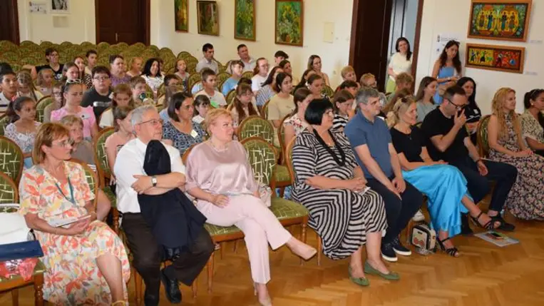 Megnyitotta kapuit a ZeneVarázslat klasszikuszenei tábor - Új ismeretek, lelki feltöltődés. Fotó: Kárpátinfó/ Kovács Elemér