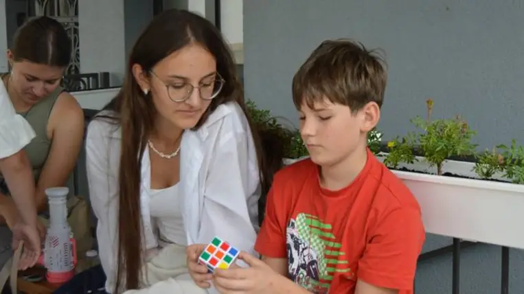 Középpontban a magyar nyelv és a magyar kultúra  - Identitáserősítés közösségépítéssel