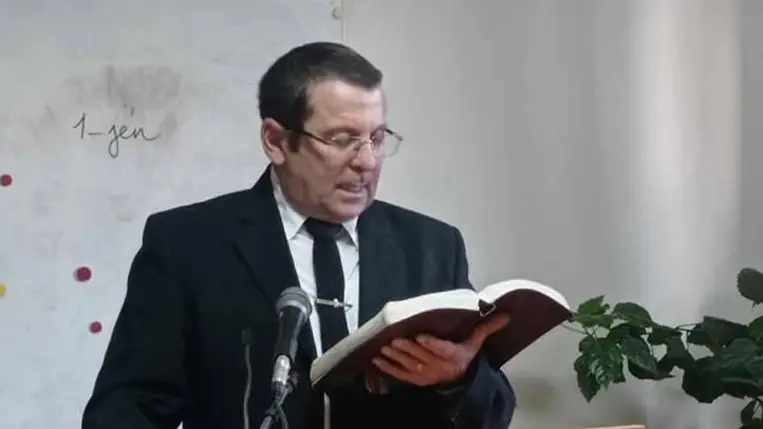 Evangelizációs esték a Glória Ifjúsági és Missziós Központban - Gyere ki a világosságra