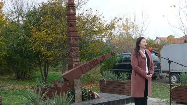 1956 hőseire emlékeztek Beregszászon - A szabadságvágy erősebb az elnyomásnál. Fotó: Kárpátinfó/ Kovács Elemér