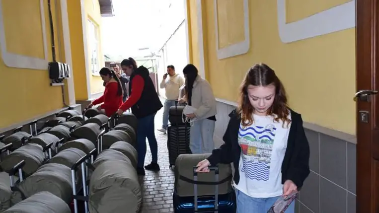 Bőrönd a jövőbe: Újabb máltai segélyakció - Útravalót kaptak a végzős diákok. Fotó: Kárpátinfó/ Kovács Elemér