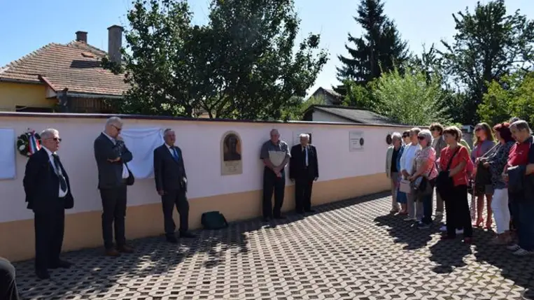 Újabb neves beregszászi kapott emléktáblát - Schober Ottóra emlékeztek. Fotó: Kárpátinfó/ Marton Erzsébet