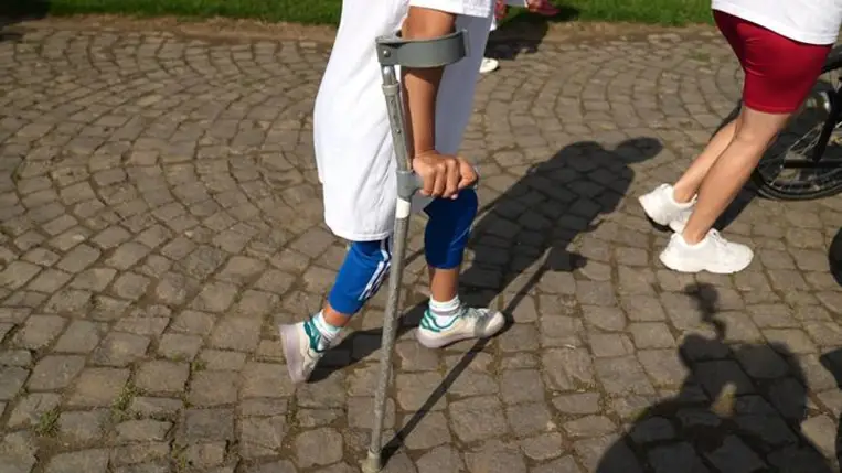 Jótékonysági akció a nagydobronyi gyermekotthon megsegítésére - 30 év – 30 óra futás a gyermekekért